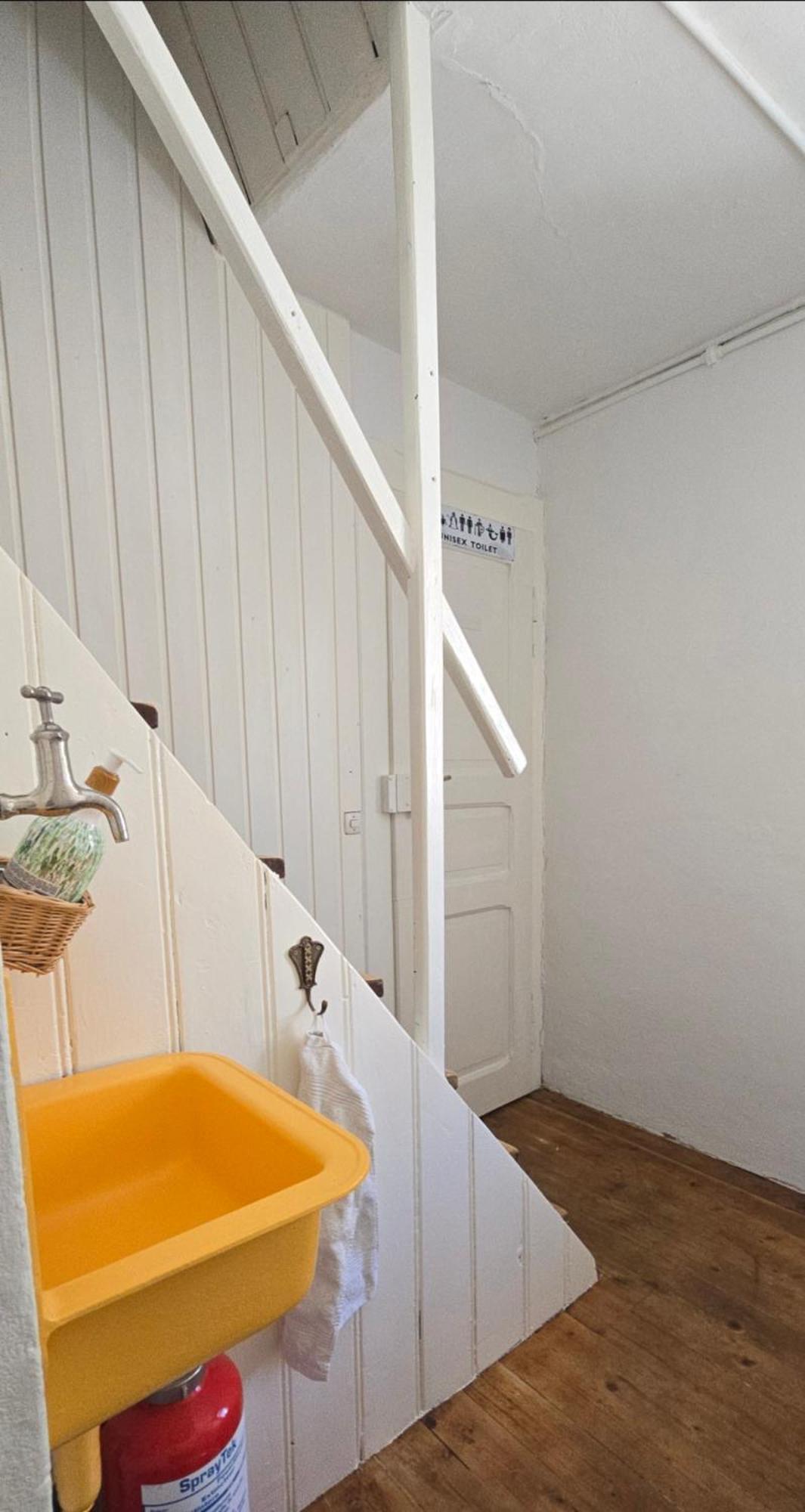 Chambre Double Économique avec Plafond Bas